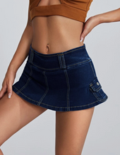 Load image into Gallery viewer, Pocket Side Denim Skirt

