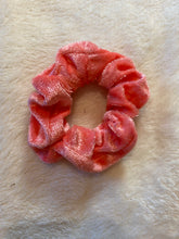 Load image into Gallery viewer, MYSTERY COLOURFUL VELVET SCRUNCHIE
